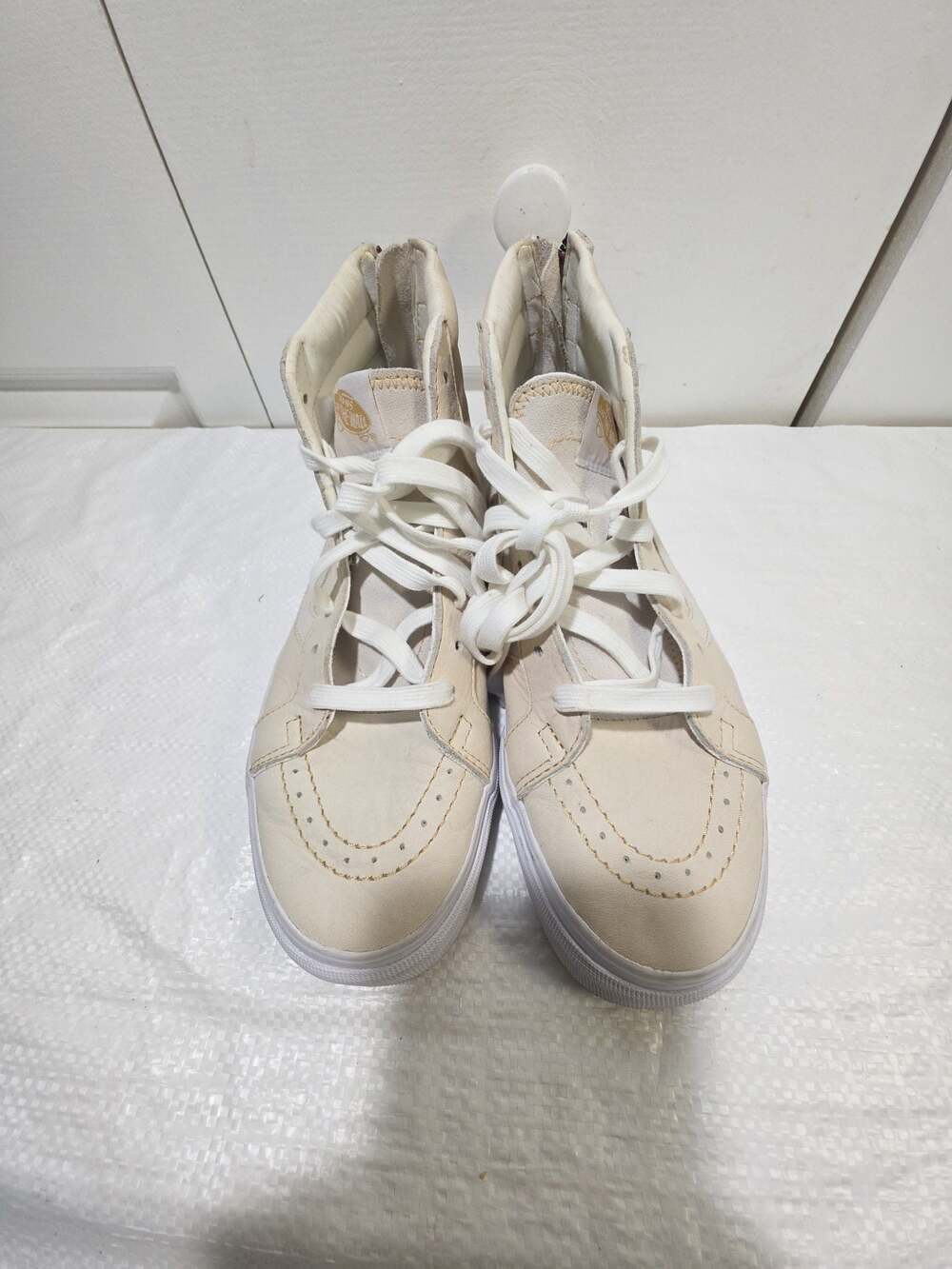 Vans Sk8-Hi Zip Leather High Top Sneakers Cream Women's 9.5